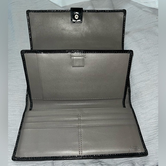Coach Checkbook/Tri-fold Wallet Perfect Condition, Black, Vintage - Picture 9 of 15